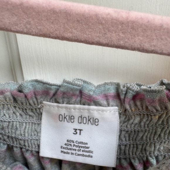 NWOT Okie Dokie 3T Girls Gray and Pink Ruffle Strap Short Sleeve Blouse Top - Picture 4 of 5